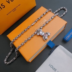 Louis Vuitton Necklaces